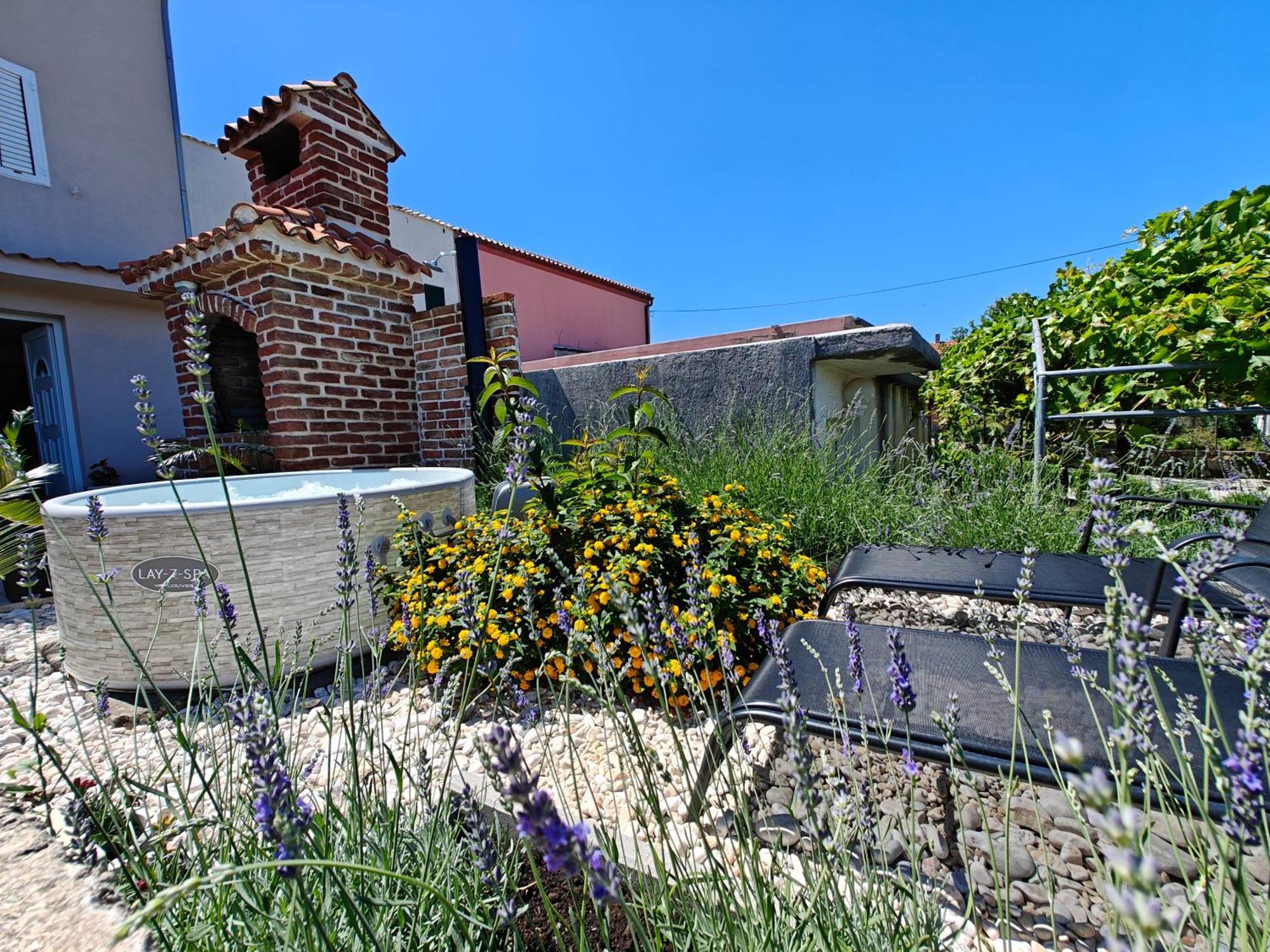 Holiday House Rab Kampor Exterior photo