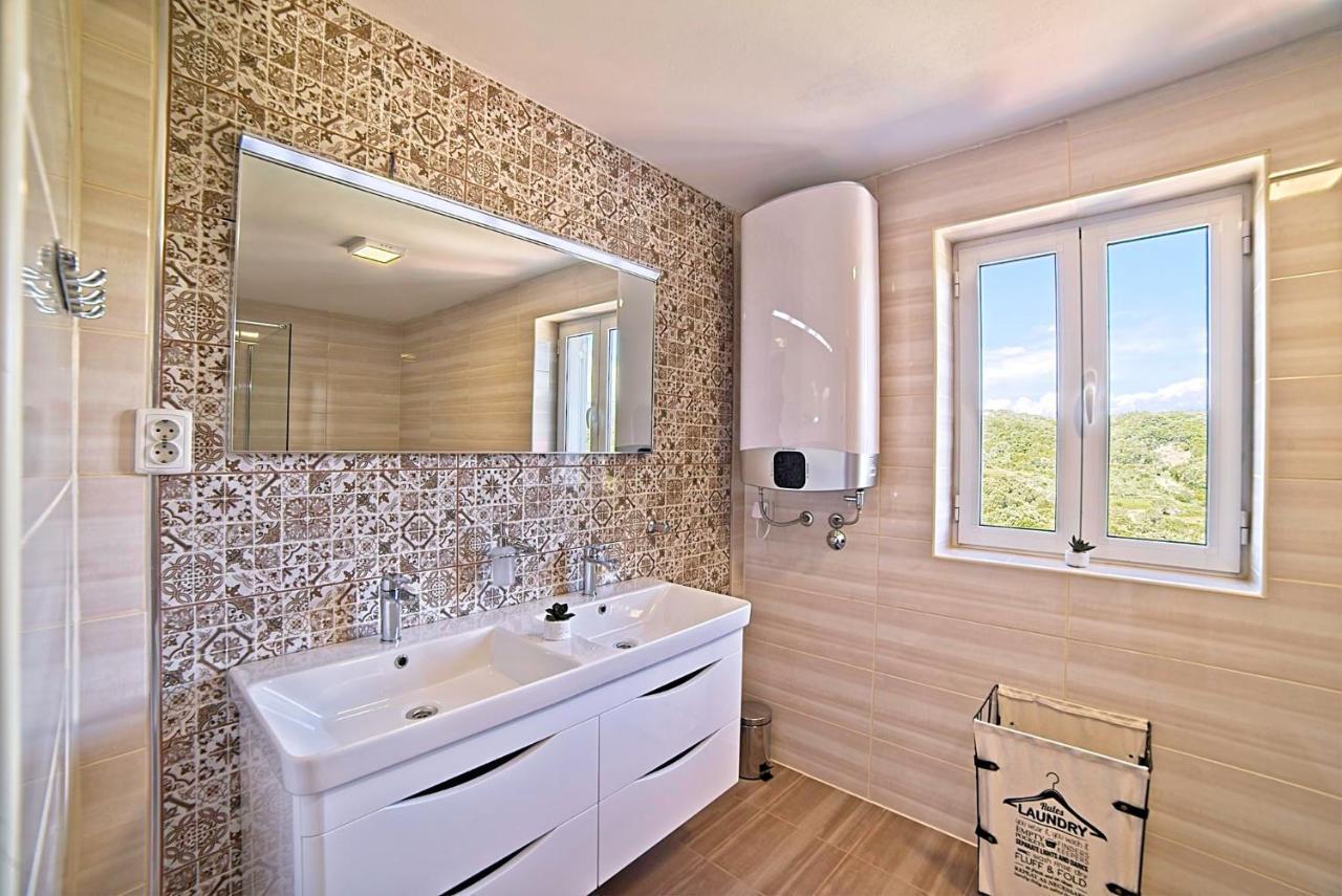 Holiday House Rab Kampor Exterior photo
