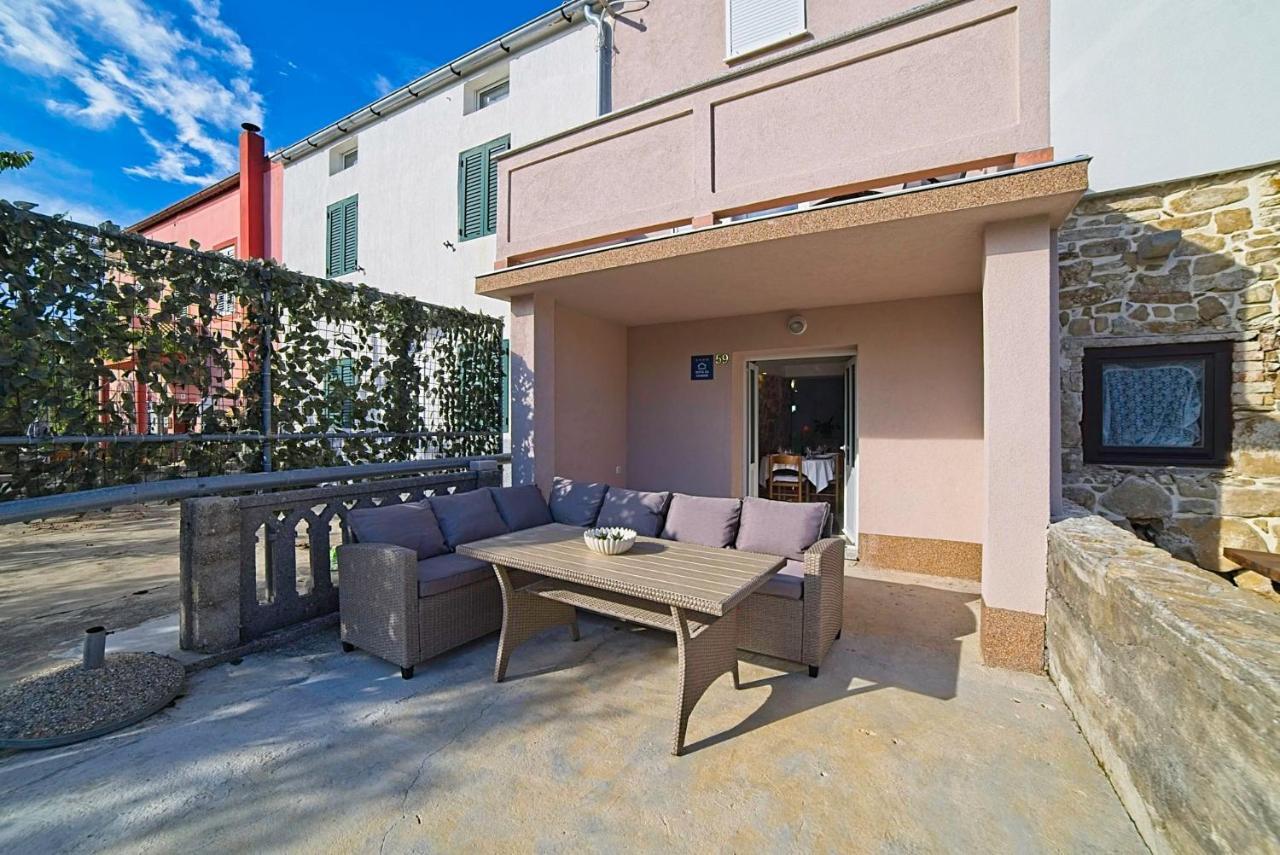 Holiday House Rab Kampor Exterior photo